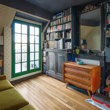 Artistic Flat With An Incredible View Close To Eiffel Tower - Welkeys * Paris